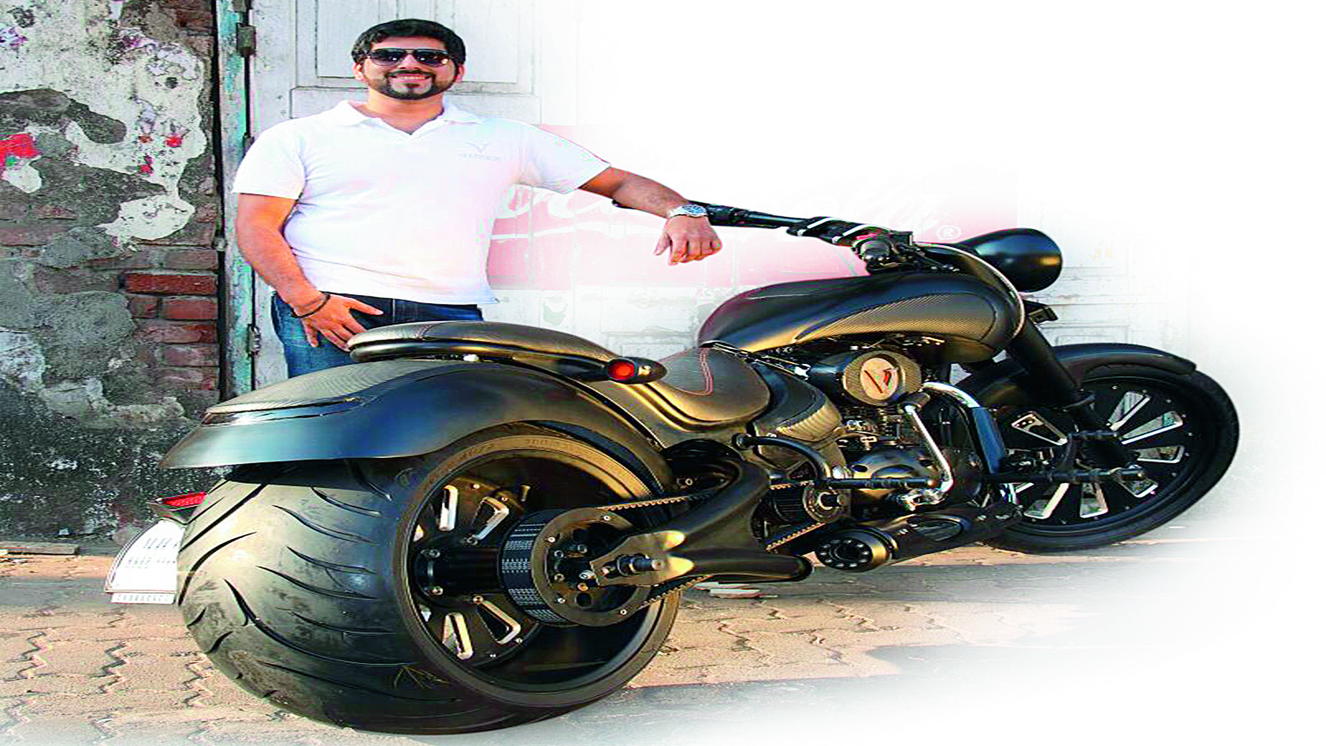 Headturner: Akshai Varde Headturner: Akshai Varde